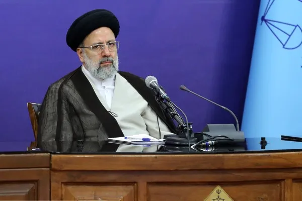 بانک‌ها اجازه ندهند گیرندگان تسهیلات پول ملت را صرف اموری غیر از تعهدشان کنند