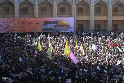 تشییع پیکر شهیده معصومه کرباسی و شهید محمد صباحی در شیراز