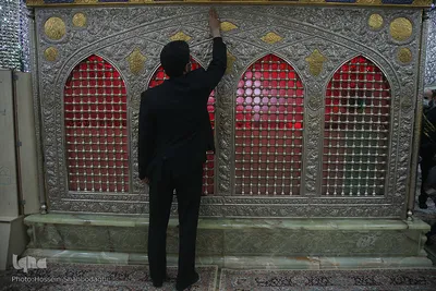 آیین غباررویی ضریح امامزاده موسی مبرقع