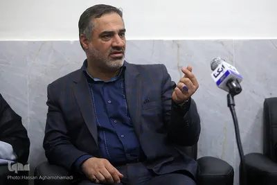 نشست هم اندیشی احمد ابوالقاسمی با نخبگان قرآنی خراسان جنوبی