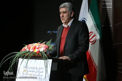 مجتبی آقایی، دبیرکل دهمین جشنواره بین‌المللی هنرهای تجسمی فجر 