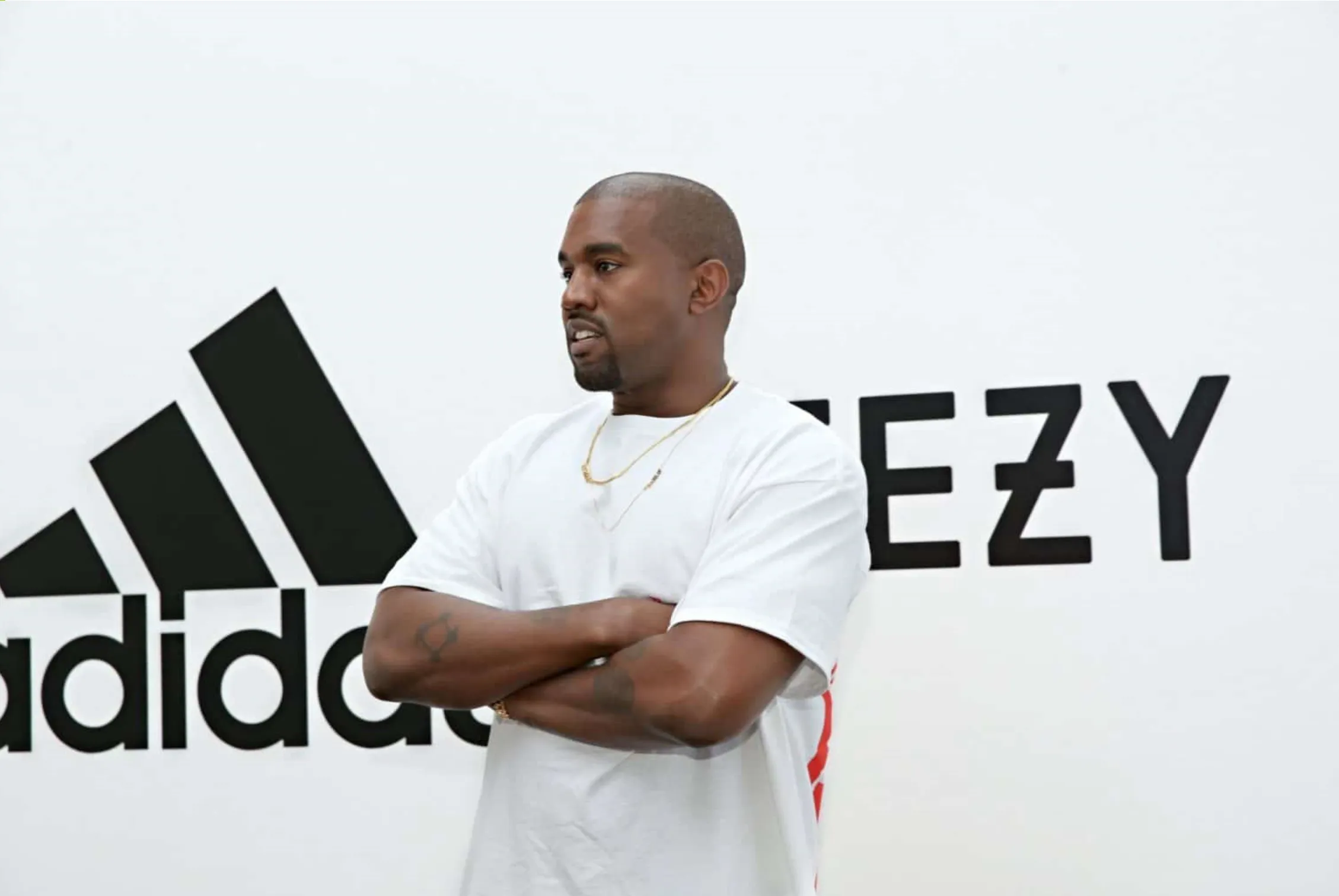 Kanye West e Adidas accusati di aver insultato i musulmani