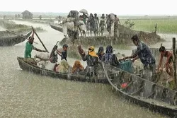 Rohingya fliehen aus den Lagern in Bangladesch