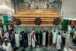 Fest der Mubahala im heiligen Schrein Imam Alis (as.) gefeiert + Bilder