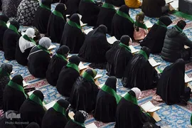 محفل انس با قرآن کریم به مناسبت سالروز ولادت امیرالمومنین حضرت علی (ع)