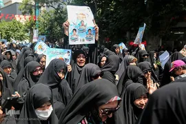 تشییع پیکر شهدای مرزبان در مشهد
