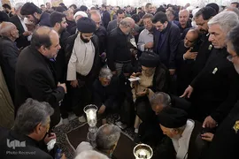 مراسم خاکسپاری مرحوم احمد مهدوی دامغانی در حرم مطهر رضوی