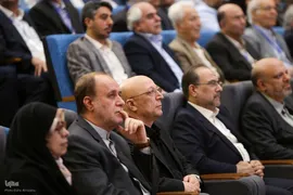 اعطای دومین نشان عالی دانش در نماد آموزش عالی ایران