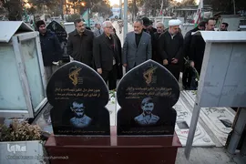 ادای احترام کاروان قرآنی انقلاب به شهدای ۸ سال دفاع مقدس و انقلاب