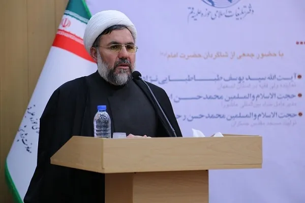 فعالیت‌های تبلیغی حجت‌الاسلام راستگو در زمینه کودک نباید فراموش شود