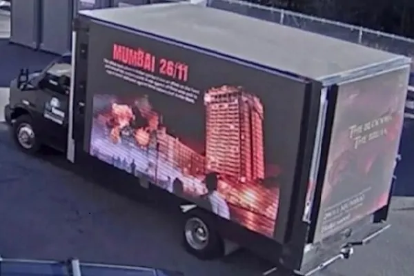 Anti-Muslim Truck Circles Mosques in New Jersey, sparks outrage