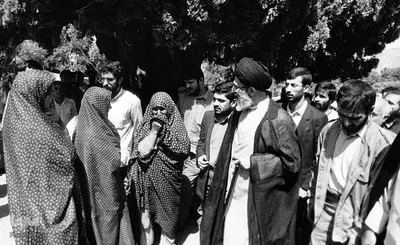 سیدعلی خامنه‌ای از تولد تا رهبری