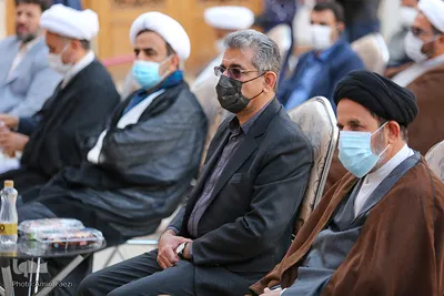 محفل انس با قران در مسجد نصیرالملک‎
