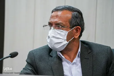 نشست مسئولان مردمی فعالیت‌های قرآنی شیراز با فرماندار