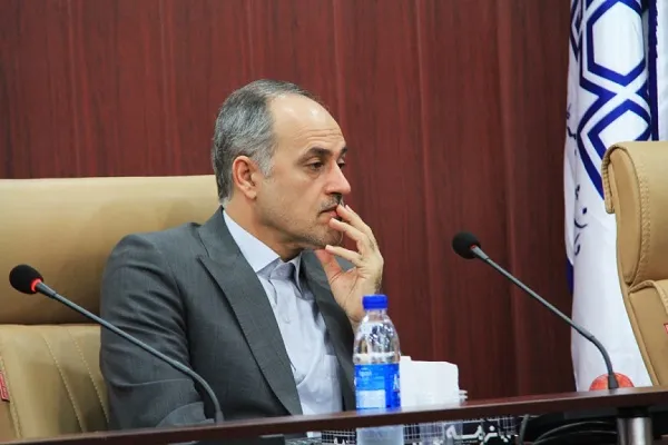 اقتضائات جهانی نمی‌گذارد دیگری را نادیده بگیریم