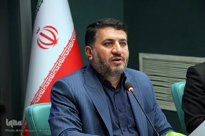 نشست انجمن کتابخانه های عمومی استان با ریاست فاطمی استاندار یزد‎‎