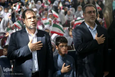 جشن شکوفه‌ها در آغاز سال تحصیلی