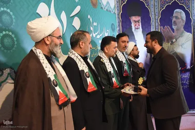 اجلاسیه نماز و تجلیل از فعالان نماز در دستگاه‌های اجرایی سمنان‎