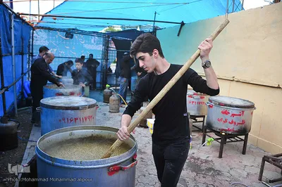 پخت و توزیع 2500 کیلو آش نذری به مناسبت رحلت پیامبر(ص) در اهواز 