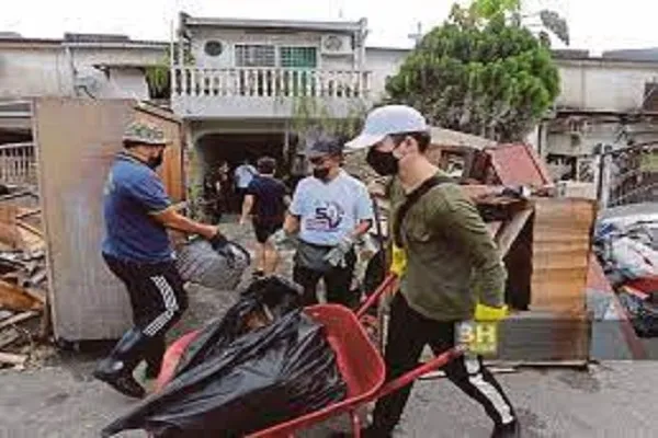 Membantu biar ikhlas tanpa mengharap balasan