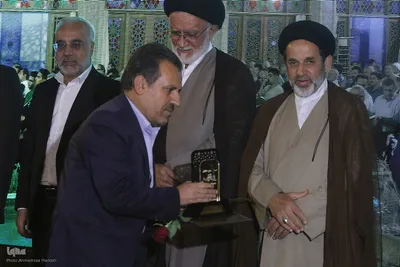 همایش تجلیل از یاوران وقف در شیراز