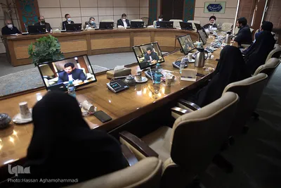 مراسم تجلیل از آیت الله محقق داماد