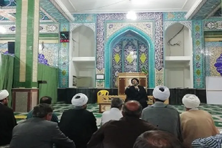 حضرت زهرا(س) نقطه وصل میان جهان اسلام و مذاهب اسلامی است