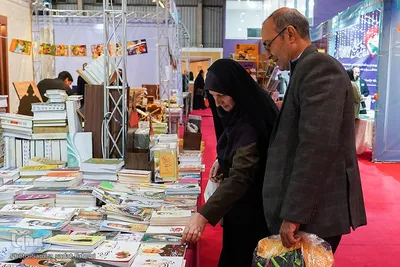 حال و هوای روز دوم بیستمین نمایشگاه قرآن اصفهان