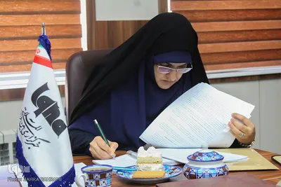نشست تخصصی «نقش و جایگاه زنان در پیشبرد اهداف انقلاب اسلامی»