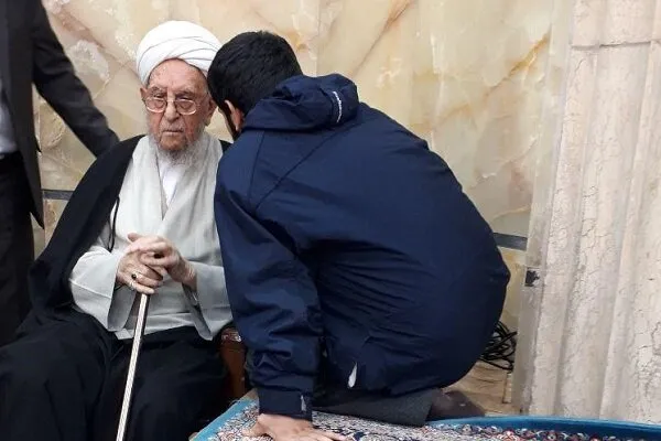 گزارشی کوتاه از جلسات بعد از نماز مغرب آیت‌الله ابراهیم امینی