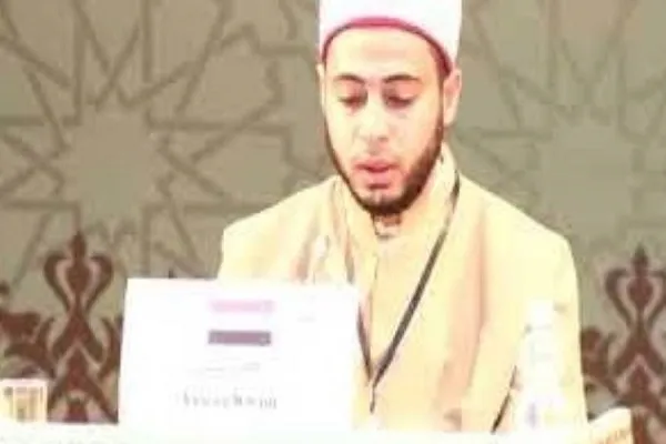 طبيب مصري يفوز في مسابقة القرآن الدولية الأمريكية