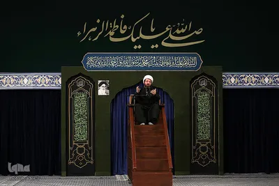 آخرین شب مراسم عزاداری حضرت فاطمه‌زهرا (س) در حسینیه امام خمینی(ره)