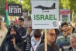 Proteste in Inghilterra contro il bellicismo statunitense e israeliano