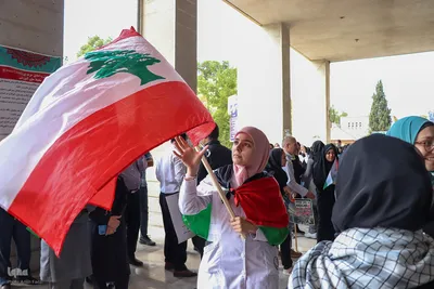 تجمع پرشور دانشگاهیان علوم پزشکی شیراز در محکومیت جنایات رژیم صهیونیستی‎