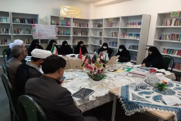 آشنایی هشت هزار نفر با زبان فارسی در جامعه‌الزهرا(س)
