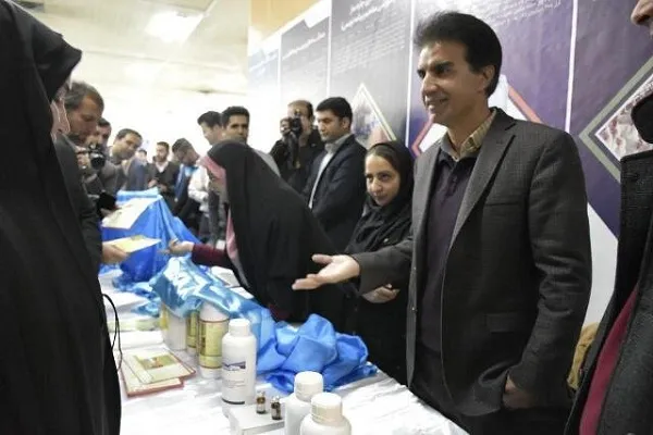 گشایش پنجمین نمایشگاه دستاوردهای پژوهشی در چهارمحال‌وبختیاری