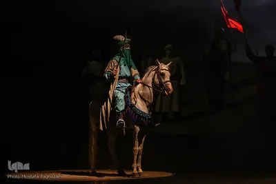نمایش آیینی و میدانی «تنهاتر از مسیح»