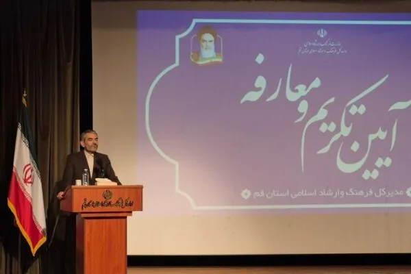 مسائل فرهنگی نباید تحت‌تأثیر جناح‌بندی‌های سیاسی قرار گیرد
