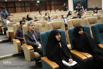 نشست خبری محمد علی شاه حسینی، معاون توسعه مدیریت و منابع استانداری یزد
