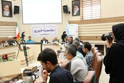 نشست خبری رئیس دانشگاه یزد