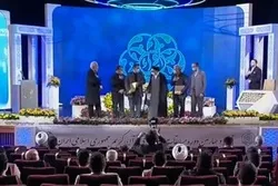 Two Quranic Managers Honored at Opening of Iran Nat’l Quran Contest  