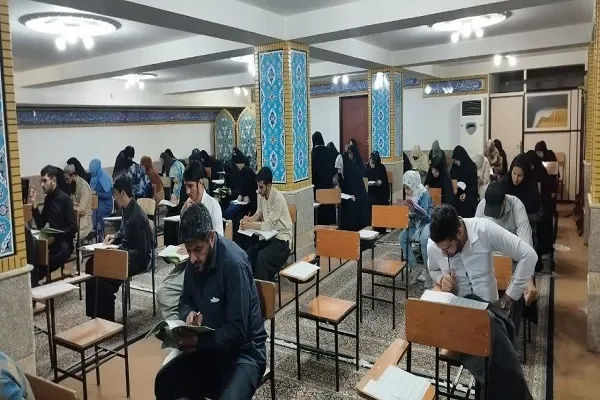 شرکت 160 نفر کردستانی در آزمون اعطای مدرک تخصصی به حفاظ قرآنی