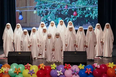 گردهمایی بانوان ایرانی طلایه داران ساخت صحن و شبستان حضرت زینب (س)