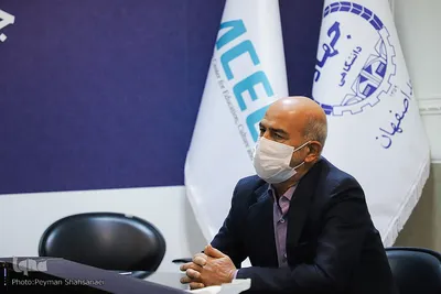 آیین تجلیل از نویسنده، داور و مترجم برتر سال ۱۴۰۰ جهاددانشگاهی واحد اصفهان