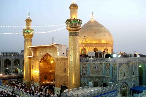 فیلم | زائران اربعین در حرم علوی
