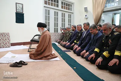 دیدار جمعی از فرماندهان و مسئولین نیروی دریایی ارتش با فرماندهی کل قوا