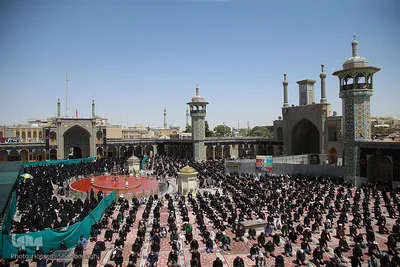 عزاداری ظهر عاشورا در حرم کریمه اهل بیت(ع)