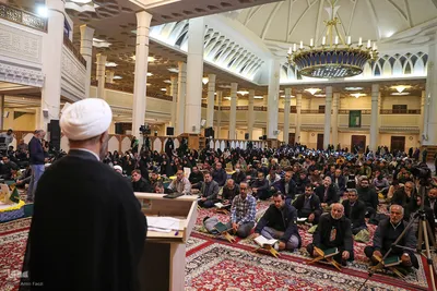 محفل انس با قرآن کریم «بشری» در حرم حضرت شاهچراغ(ع)