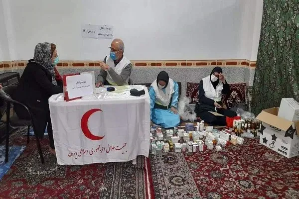 ویزیت رایگان 100 نفر از روستائیان کردکوی در ماه رمضان