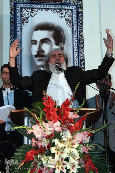 رونمایی از کتاب تاریخچه هنرستان هنرهای زیبا